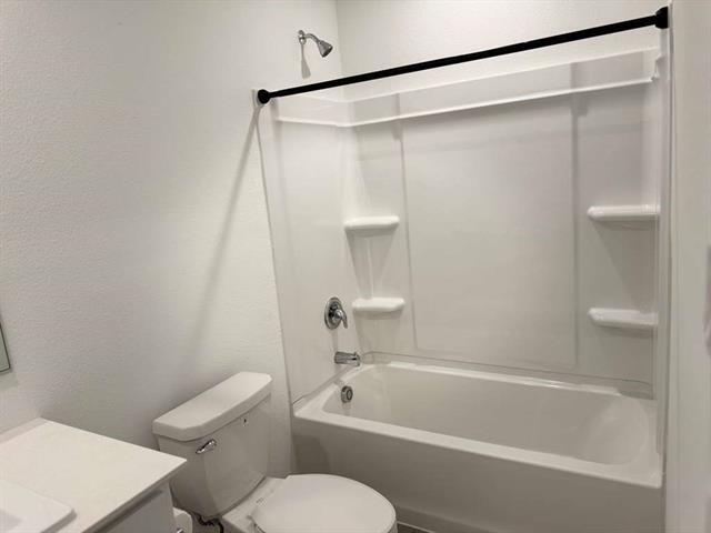 Building Photo - 205 Bable Run Dr