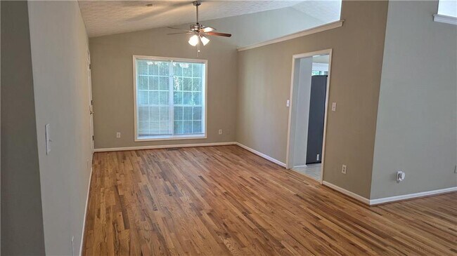 Building Photo - 2994 Hickory Run Cir NW