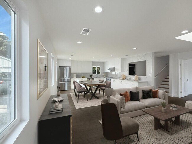 Building Photo - 2229 Pulgas Ave