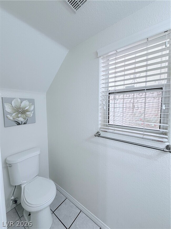 Building Photo - 7290 Linaria Rd