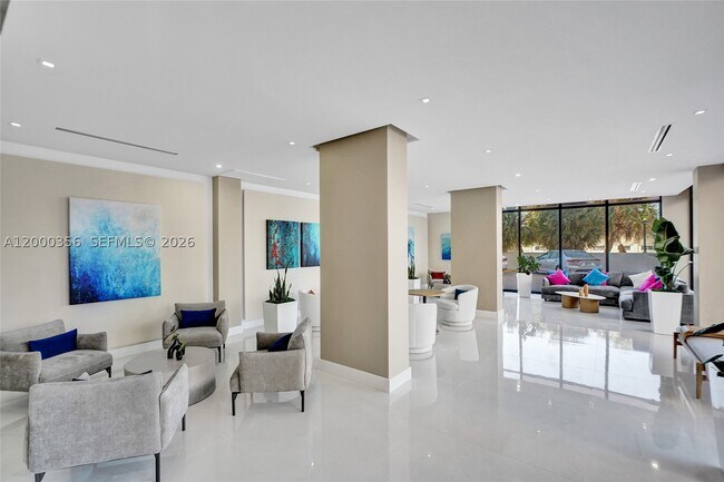 Building Photo - 2401 S Ocean Dr