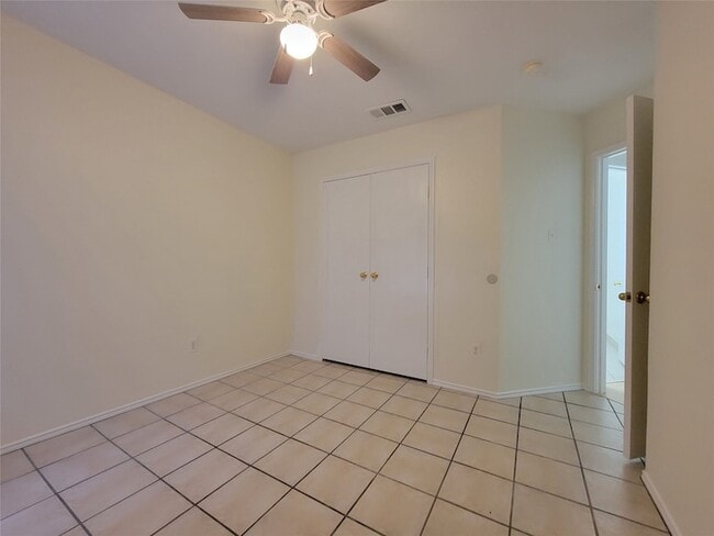Building Photo - 108 Roosevelt Ct