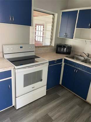 Building Photo - 410 Orange Ave