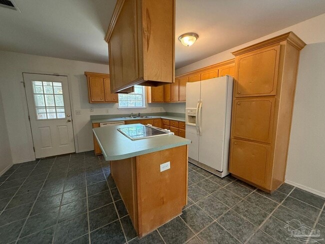 Building Photo - 1309 Bayshore Ct