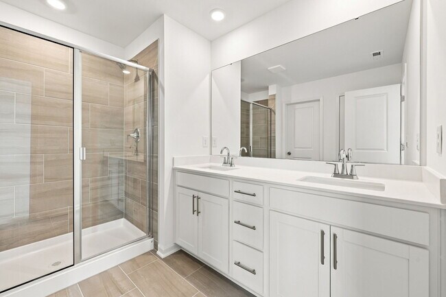 Building Photo - 219 Deercroft Dr