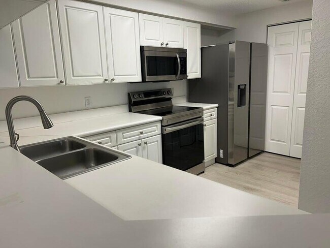 Building Photo - 2724 Anzio Ct