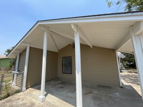 Building Photo - 5547 Stonybrook Dr