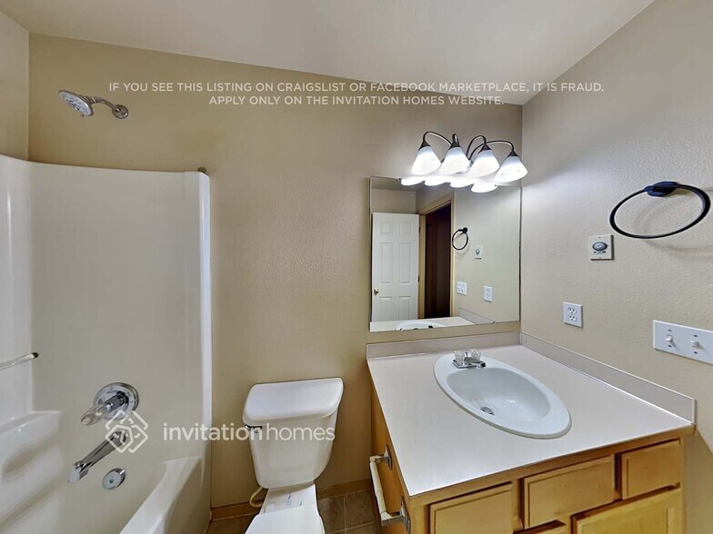 Building Photo - 6620 149th St Ct E