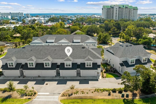 Building Photo - 100 Beach Dr