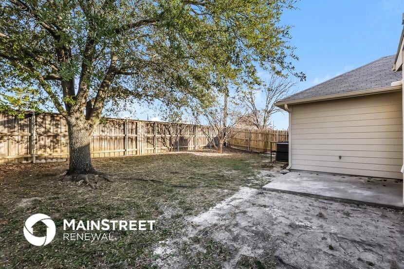 Building Photo - 2926 Cowboy Dr