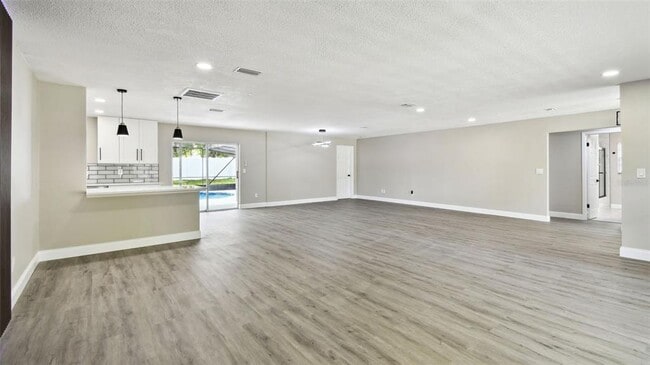 Building Photo - 22 Felter Ln