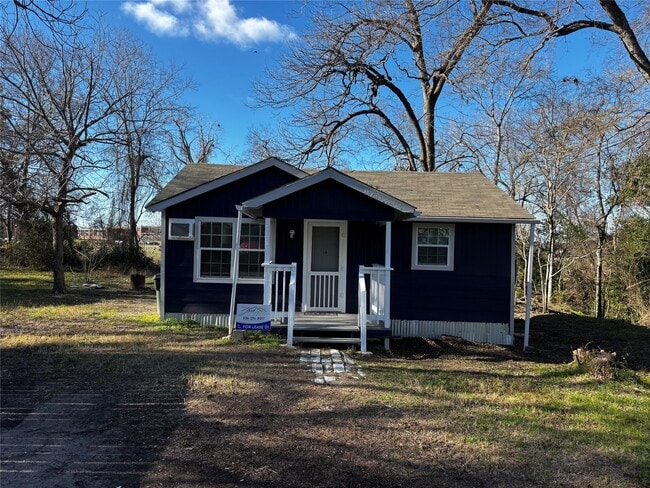 Building Photo - 100B Ross St