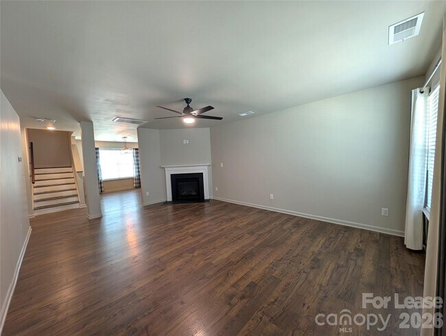 Building Photo - 2525 Mcintosh St