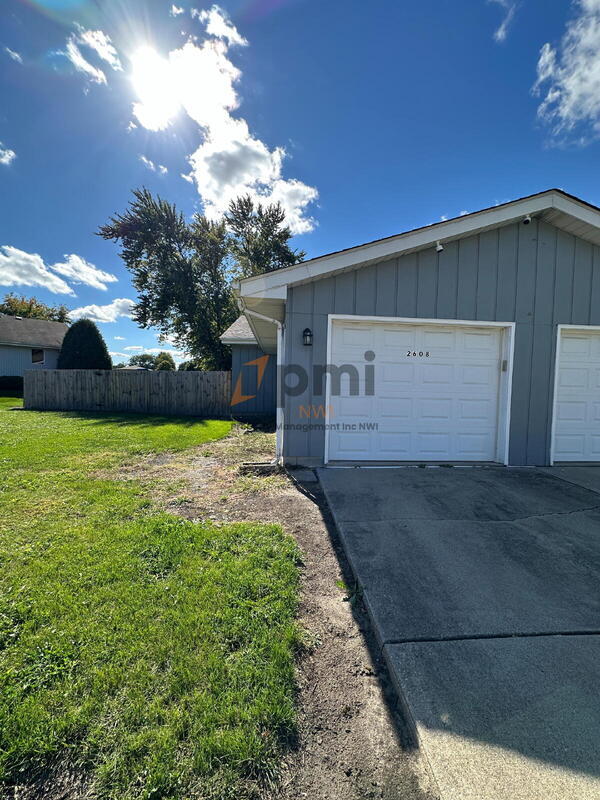 Building Photo - 2608 Morningside Dr