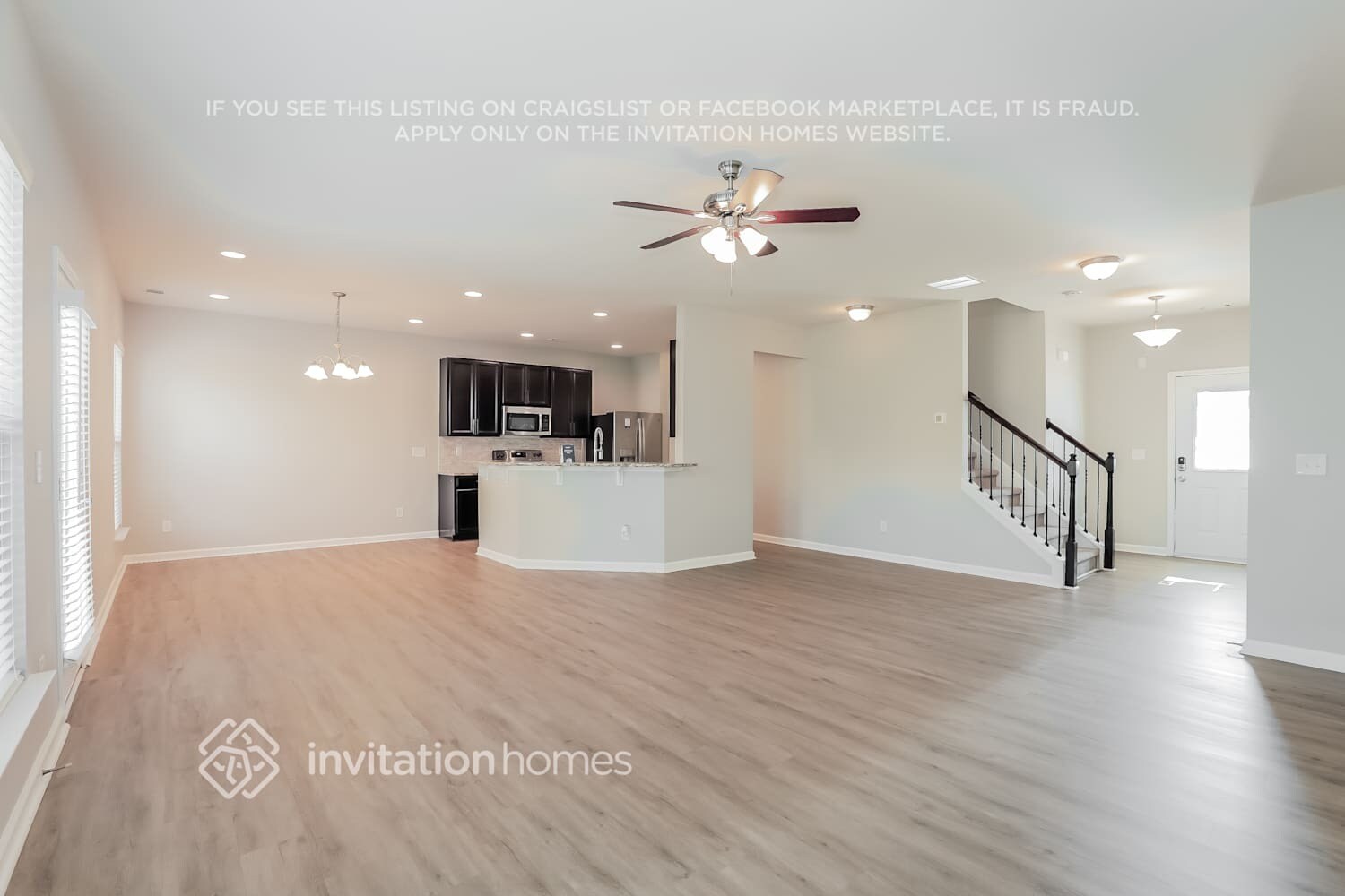 Building Photo - 2049 Charcoal Ives Rd