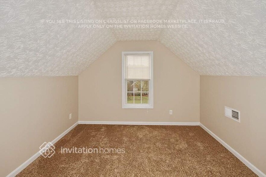 Building Photo - 410 Windsor Brook Ln SE
