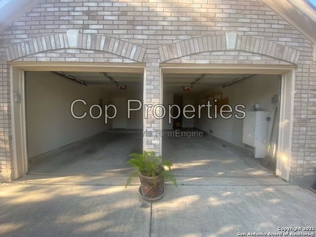 Building Photo - 5115 Sagail Pl