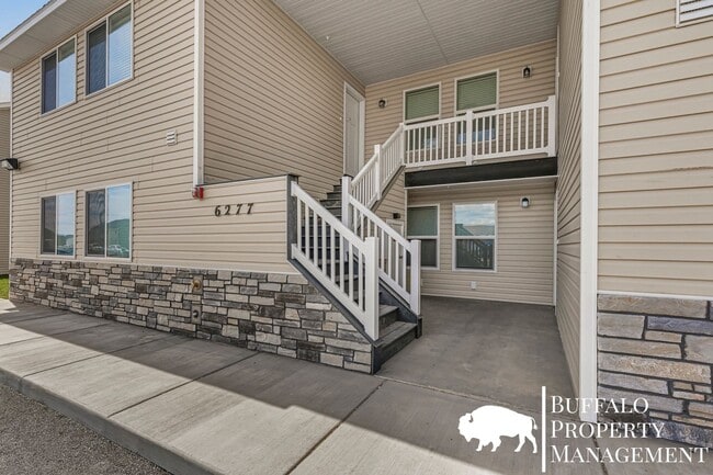 Building Photo - 6277 N Silver Fox Rd