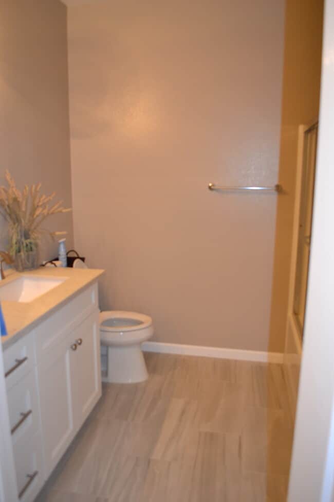 Building Photo - Elisa Ln