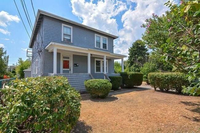 Primary Photo - 19 Randall St