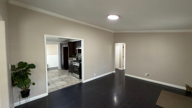 Building Photo - **BEAUTIFUL FOUR BED TWO BATH HOME IN DUARTE **