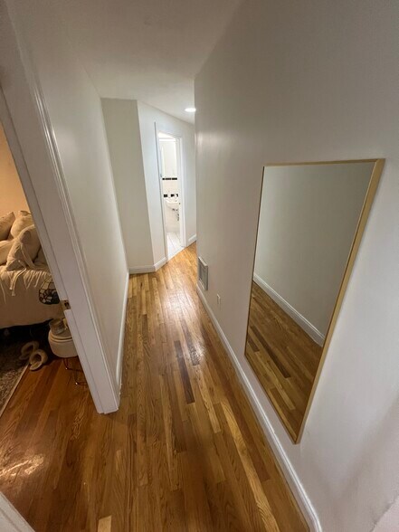 Building Photo - 73 Westland Ave