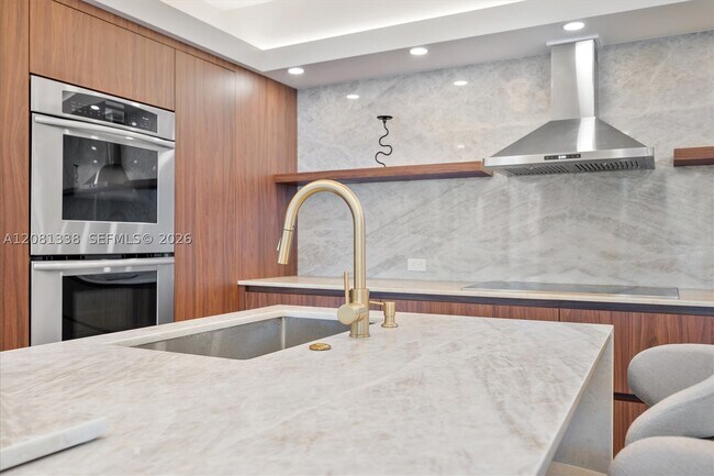 Building Photo - 19355 Turnberry Way