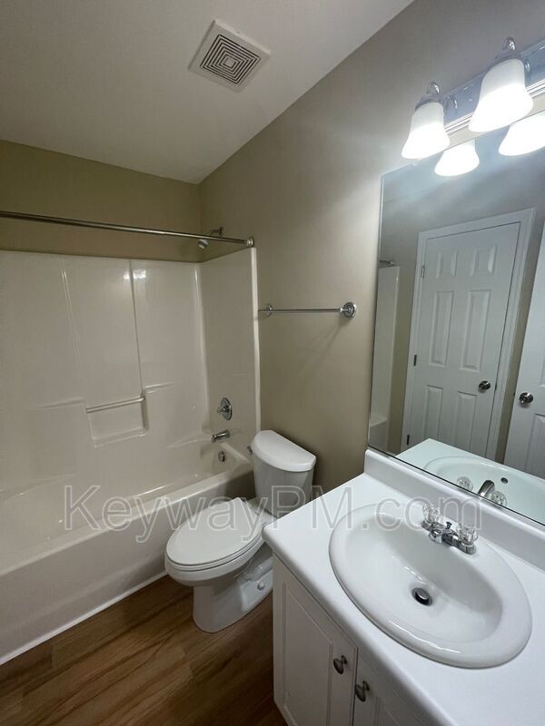 Building Photo - 7211 Curacas Dr