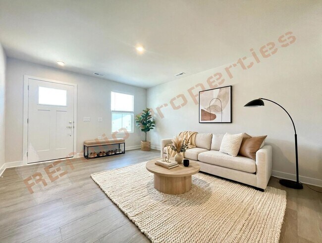 Building Photo - 713 Haystack View Rd