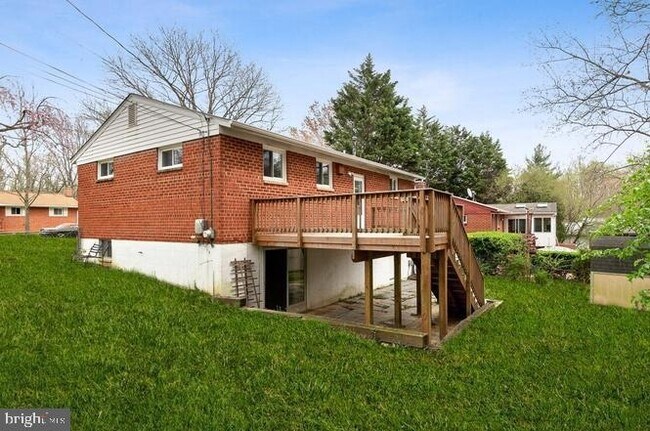 Building Photo - 10912 Troy Rd