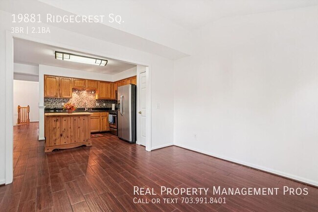 Building Photo - 19881 Ridgecrest Square