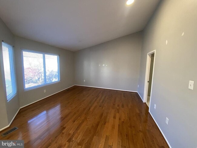 Building Photo - 10703 Mist Haven Terrace