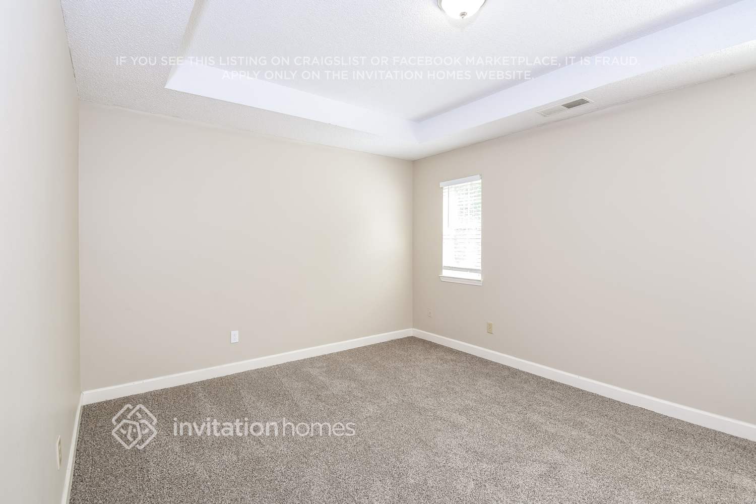 Building Photo - 6020 Rolling Oaks Ln