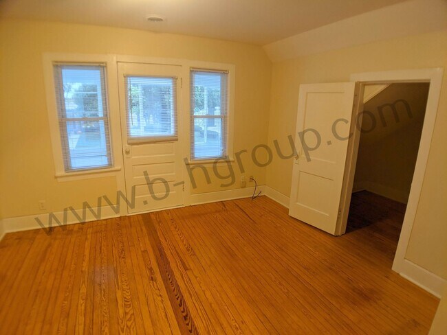 Building Photo - 1313 73rd St