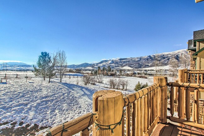 Building Photo - 3524 N Fox Run Dr