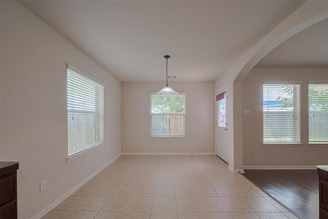 Building Photo - 13907 Early Dew Ct