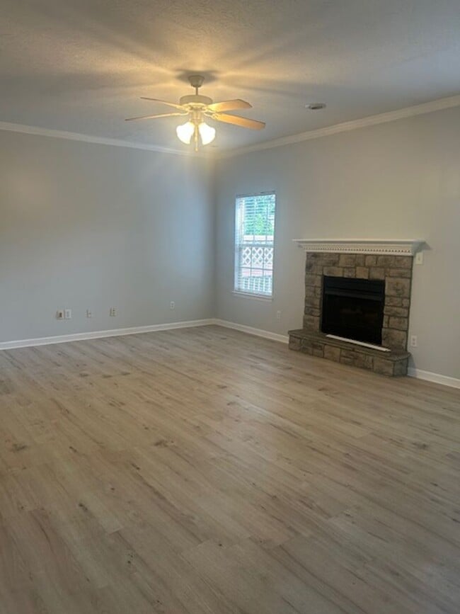 Building Photo - All electric 2 story home in Great Acres          20260608