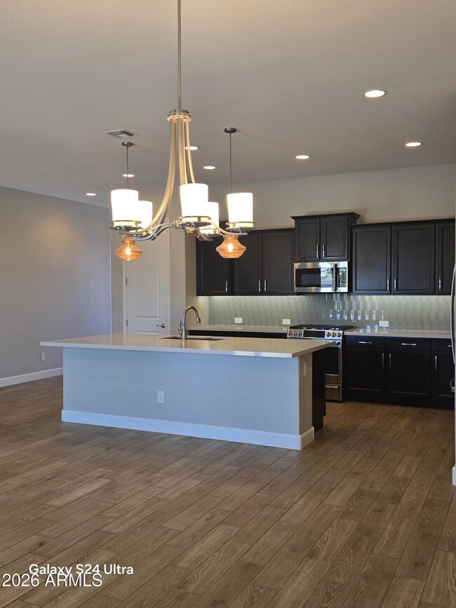 Building Photo - 5605 N 189th Dr