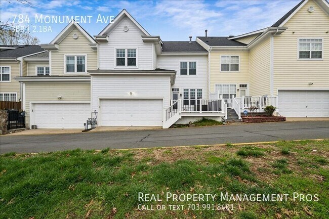 Building Photo - 784 Monument Ave