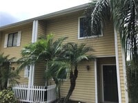 Building Photo - 22640 Watersedge Blvd