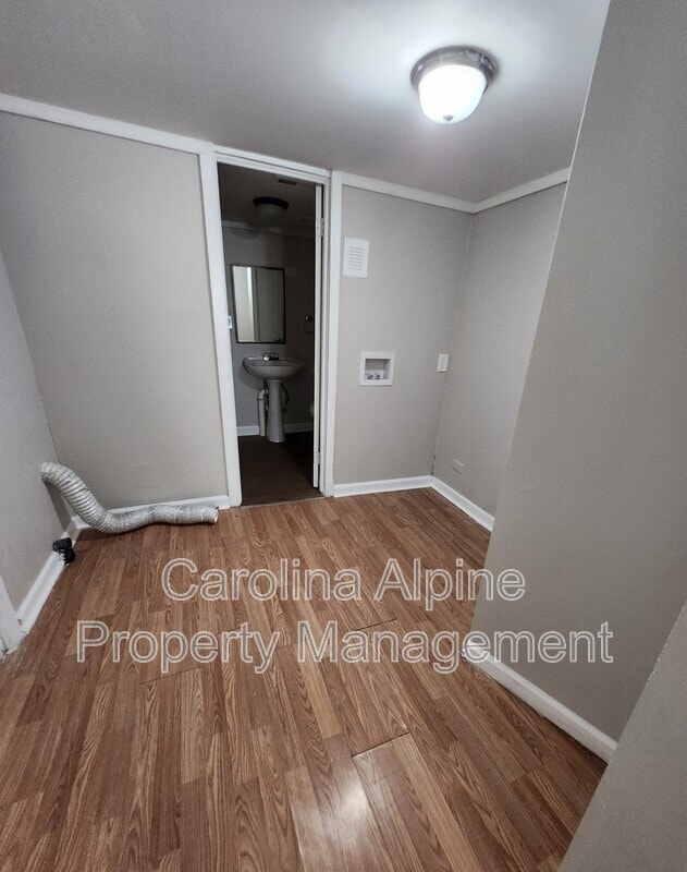 Building Photo - 305 Union Heights Blvd