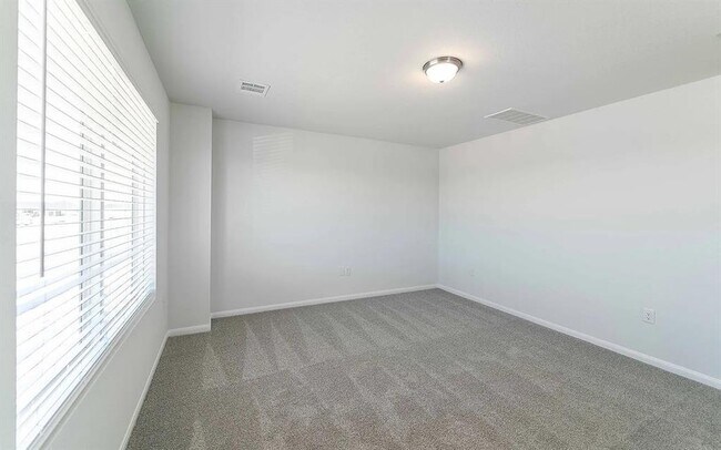 Building Photo - 515 Clearlake Dr
