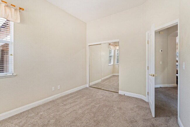 Building Photo - 1121 Galston Dr