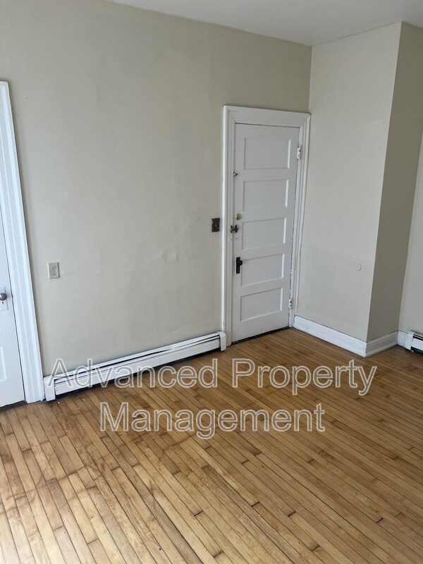 Building Photo - 3113 W McKinley Blvd