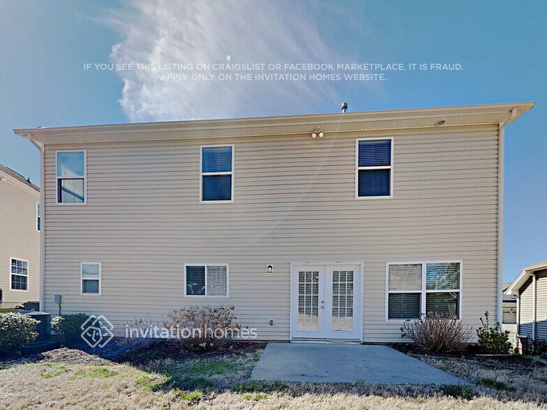 Building Photo - 120 Tulip Dr