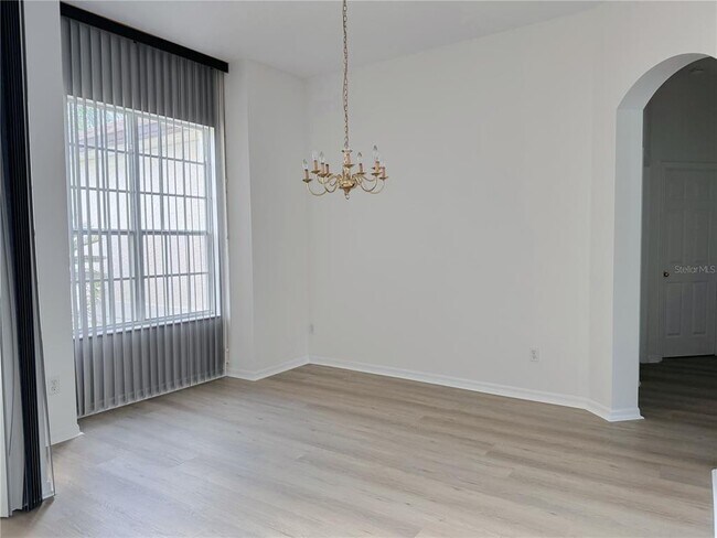 Building Photo - 4825 Brightmour Cir