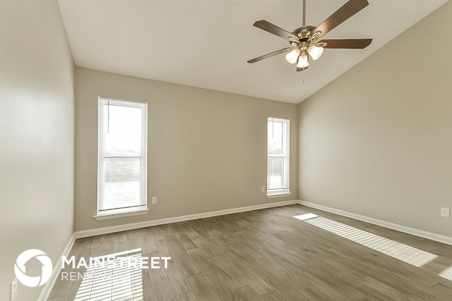 Building Photo - 9040 Triple Crown Loop W