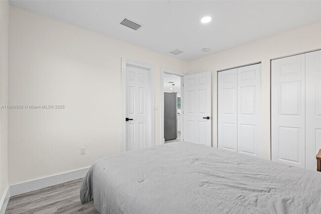 Building Photo - 742 NW 70th St