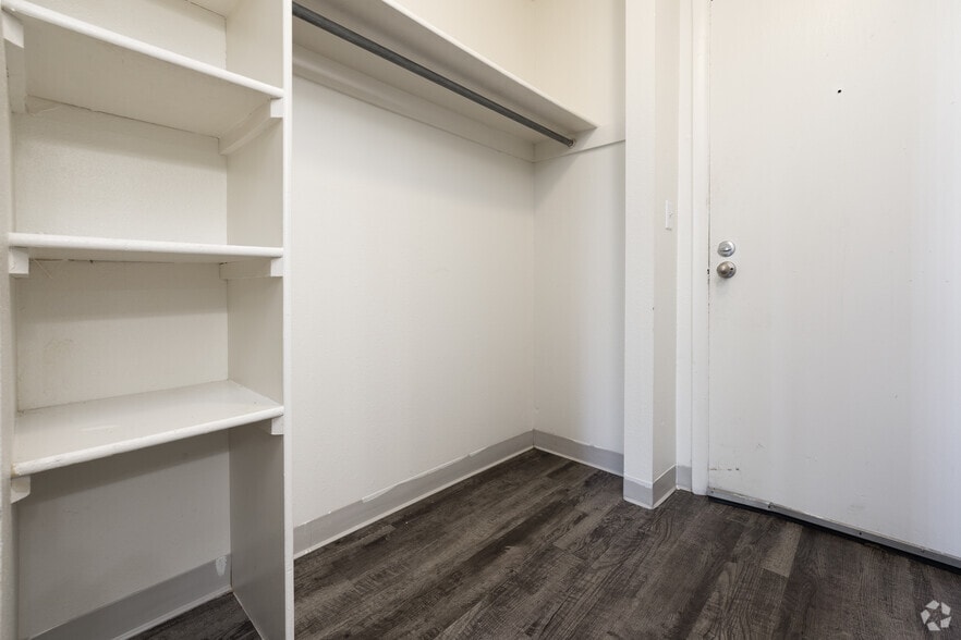 2BR, 1BA - 667SF - Foundry at Pueblo