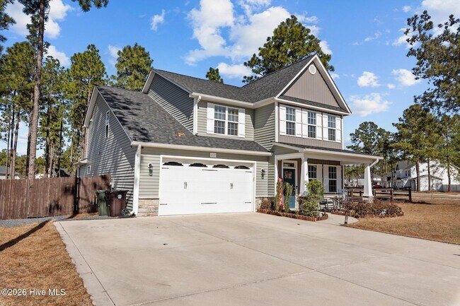 Building Photo - 217 Thistleberry Dr